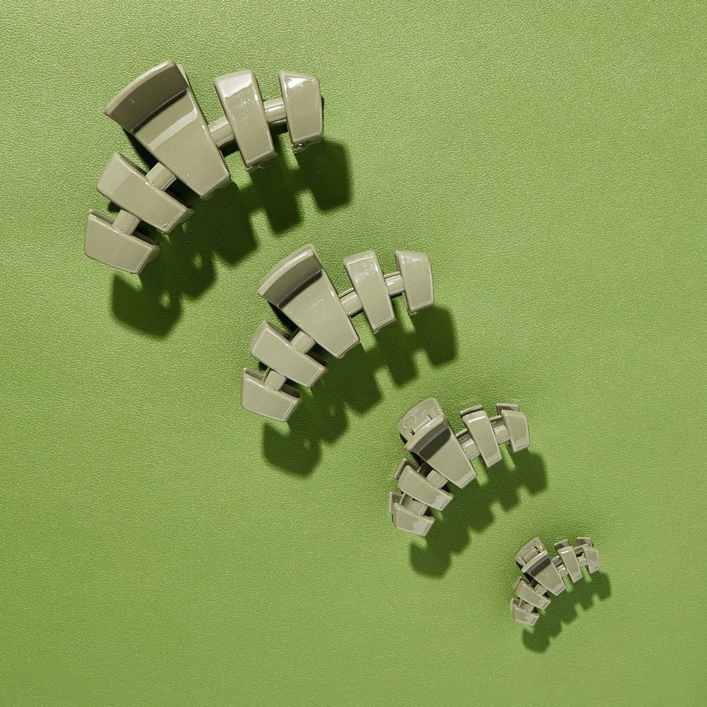 Teleties Classic Hair Clip | Medium | Sage It Ain't So