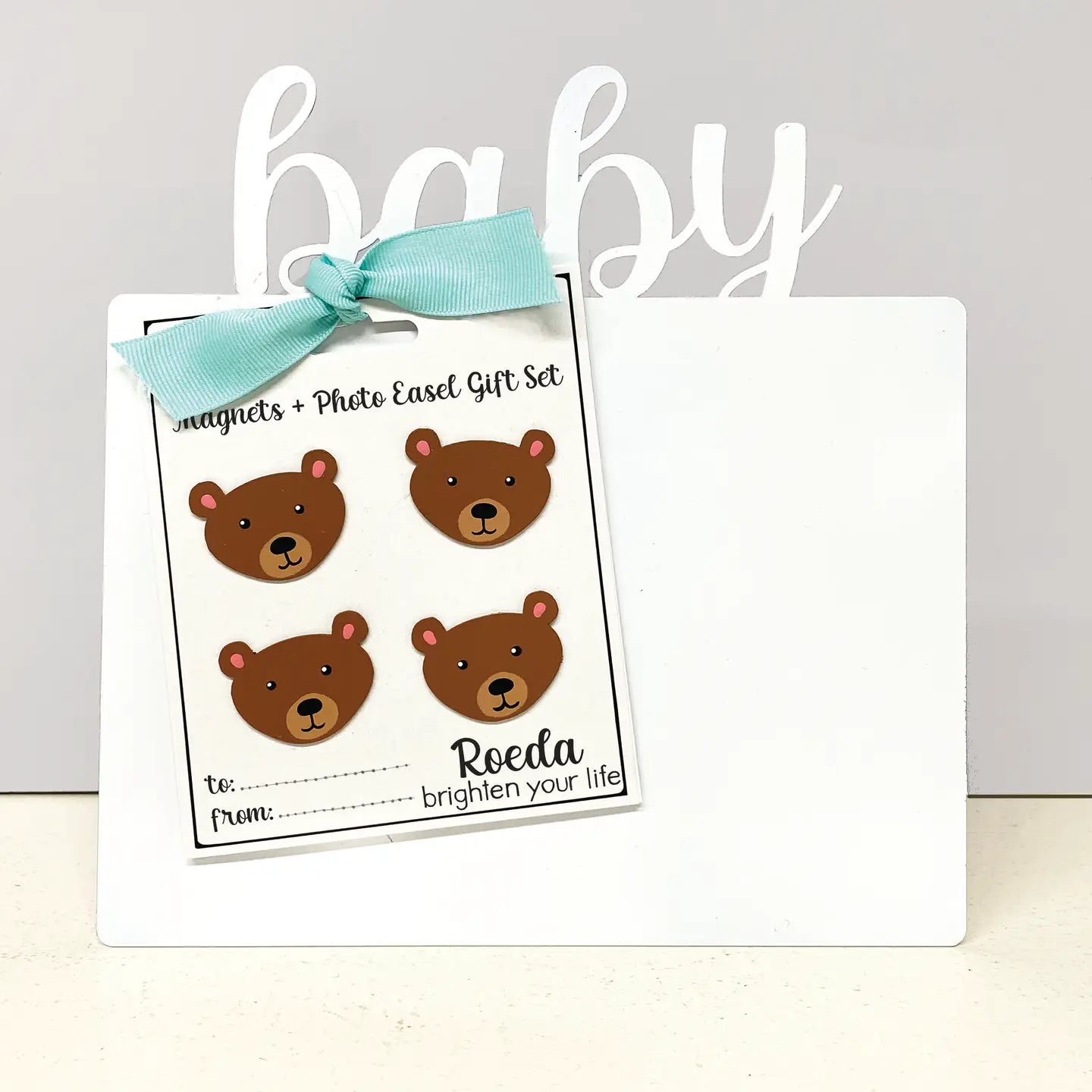 Roeda Baby Photo Easel Gift Bundle