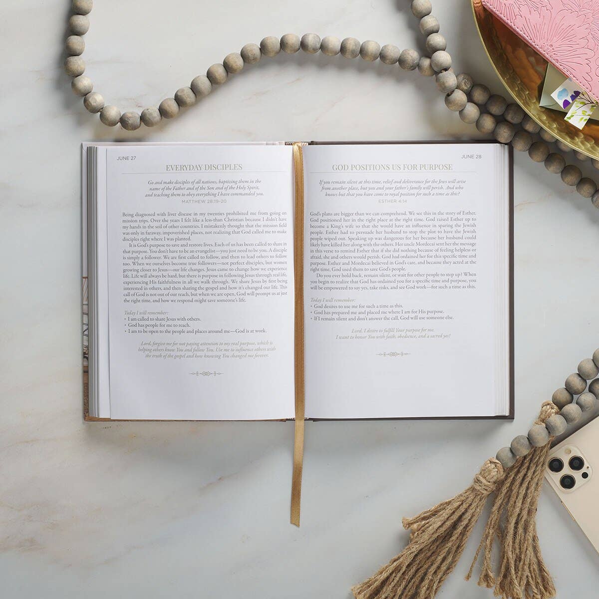 Christian Art Gifts | 10 Minutes with God for Women Hardcover