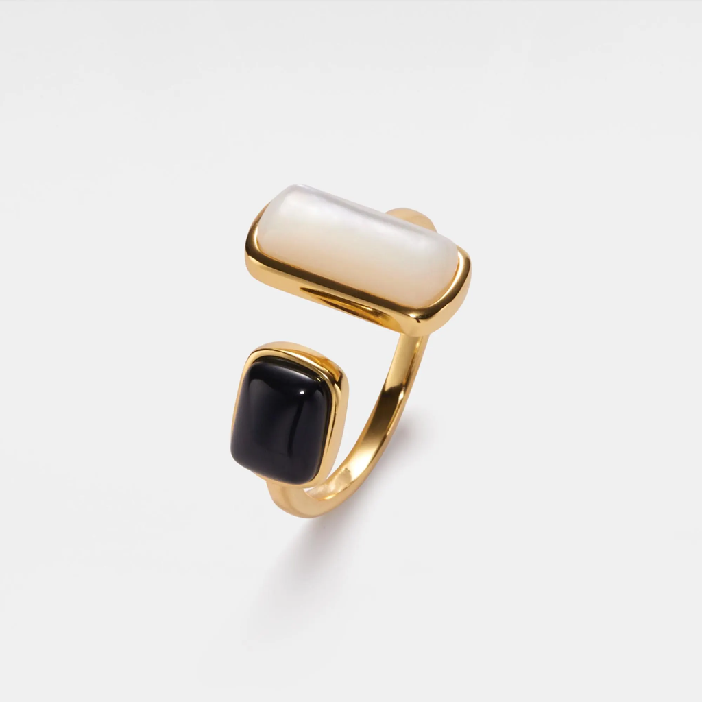 Black White Agate Onyx Cabochon Ring in 925 Sterling Silver: Rose gold