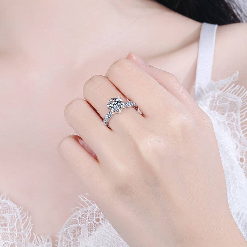 Moissanite Crown Engagement Ring in 925 Sterling Silver: 1.0 ct / 7 3/4 US/CA