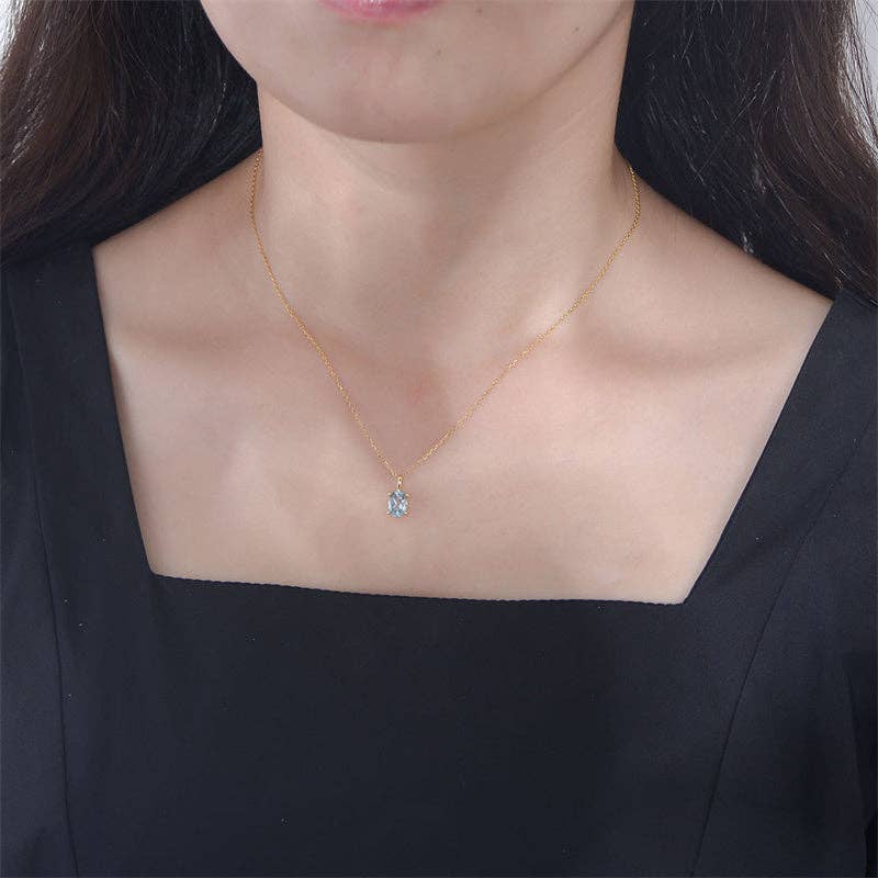 Oval Cut Blue Topaz Pendant Necklace in 925 Sterling Silver: Gold