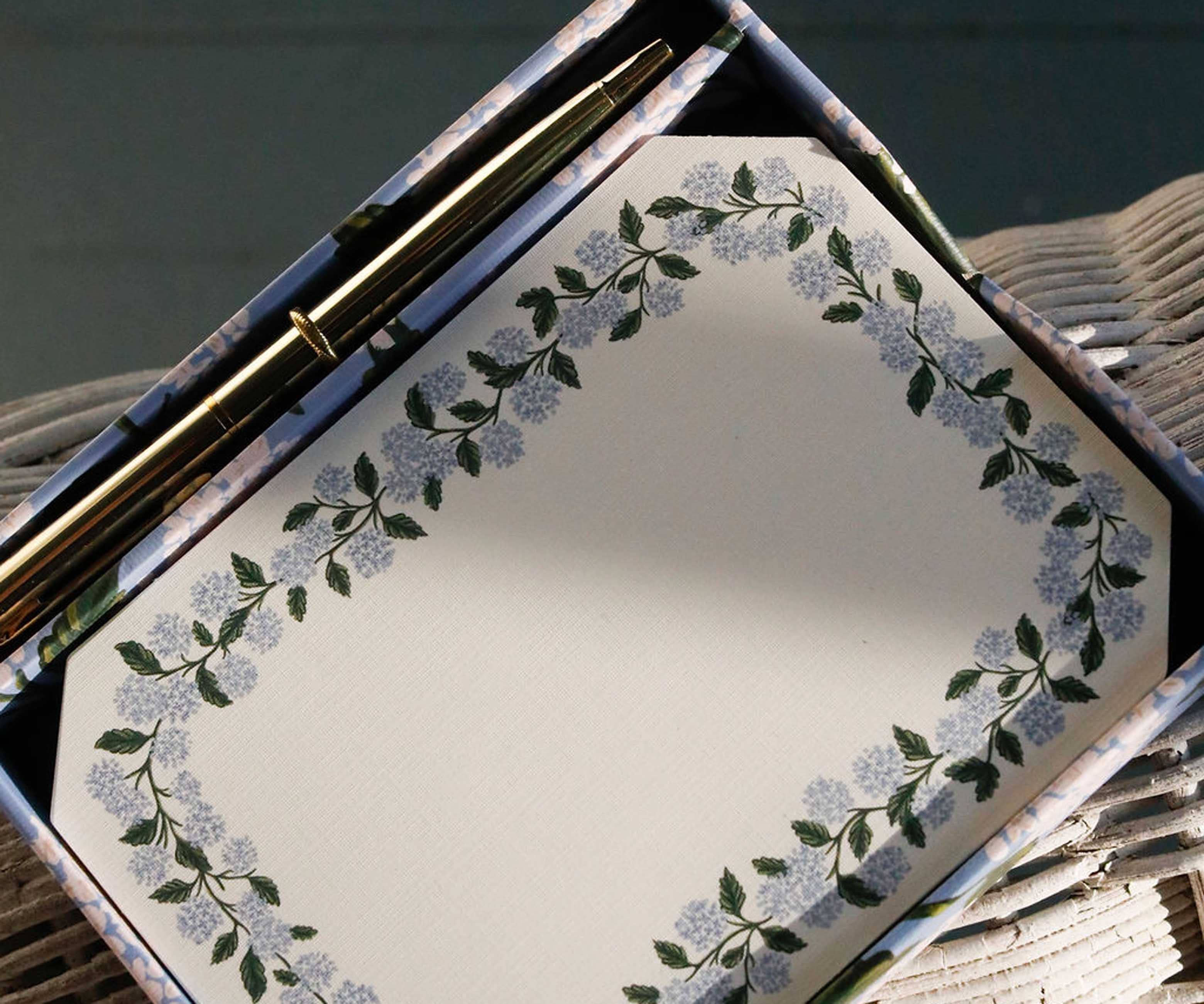 Rifle Paper Co. Hydrangea Note Writing Set