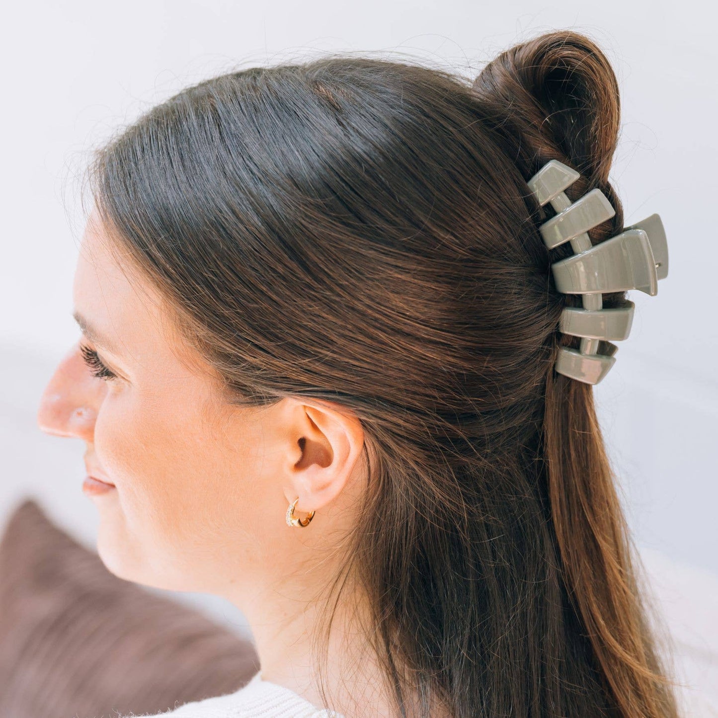 Teleties Classic Hair Clip | Medium | Sage It Ain't So