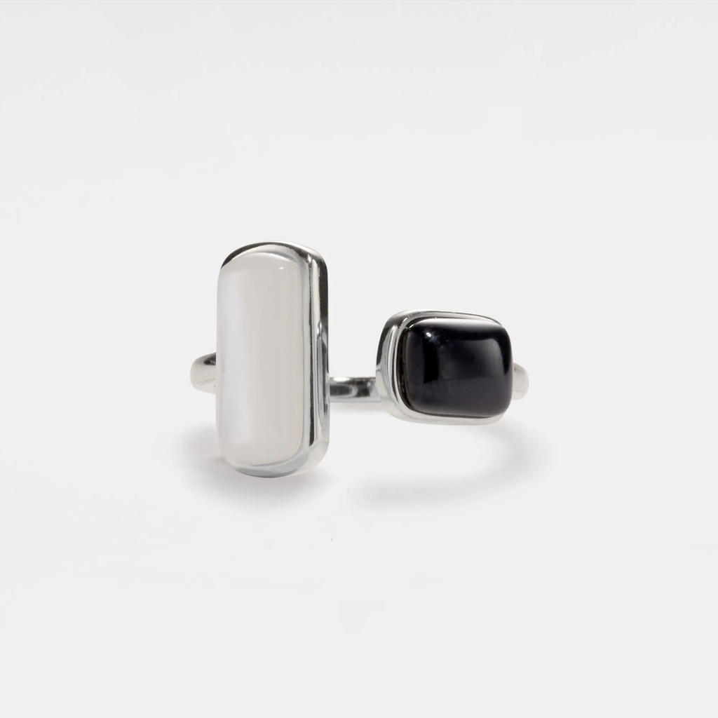 Black White Agate Onyx Cabochon Ring in 925 Sterling Silver: Rose gold