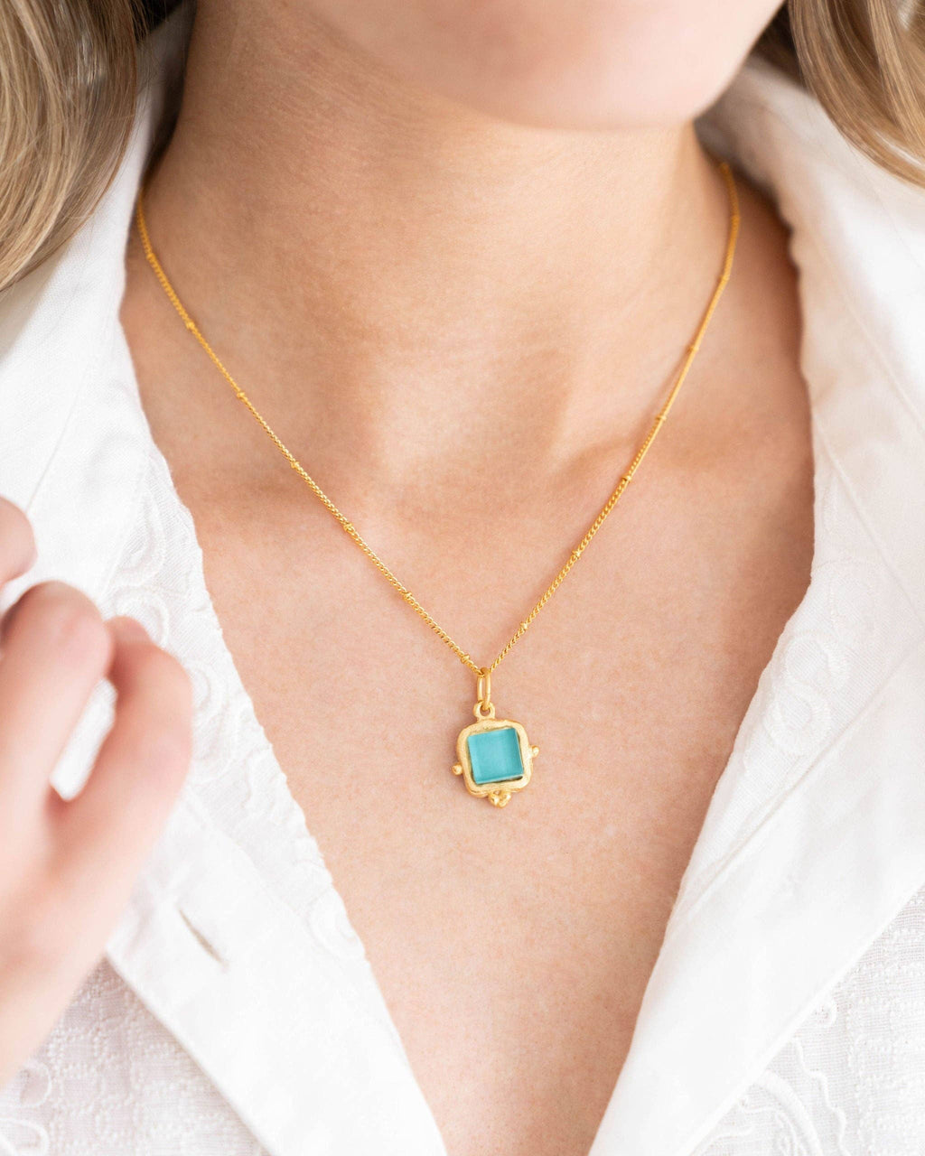 Susan Shaw | Necklace | Charlotte Dainty in White