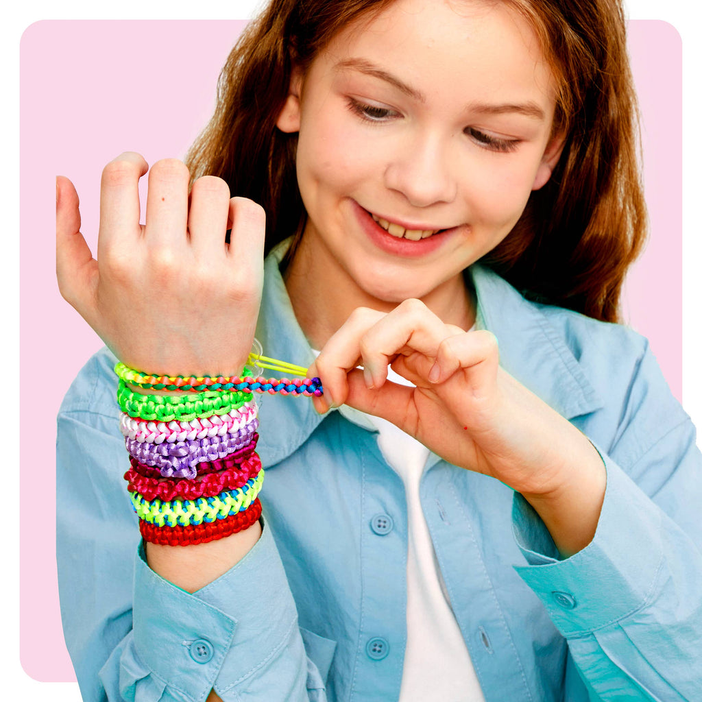 Dan & Darci | Pretty Me Friendship Bracelet Making Kit