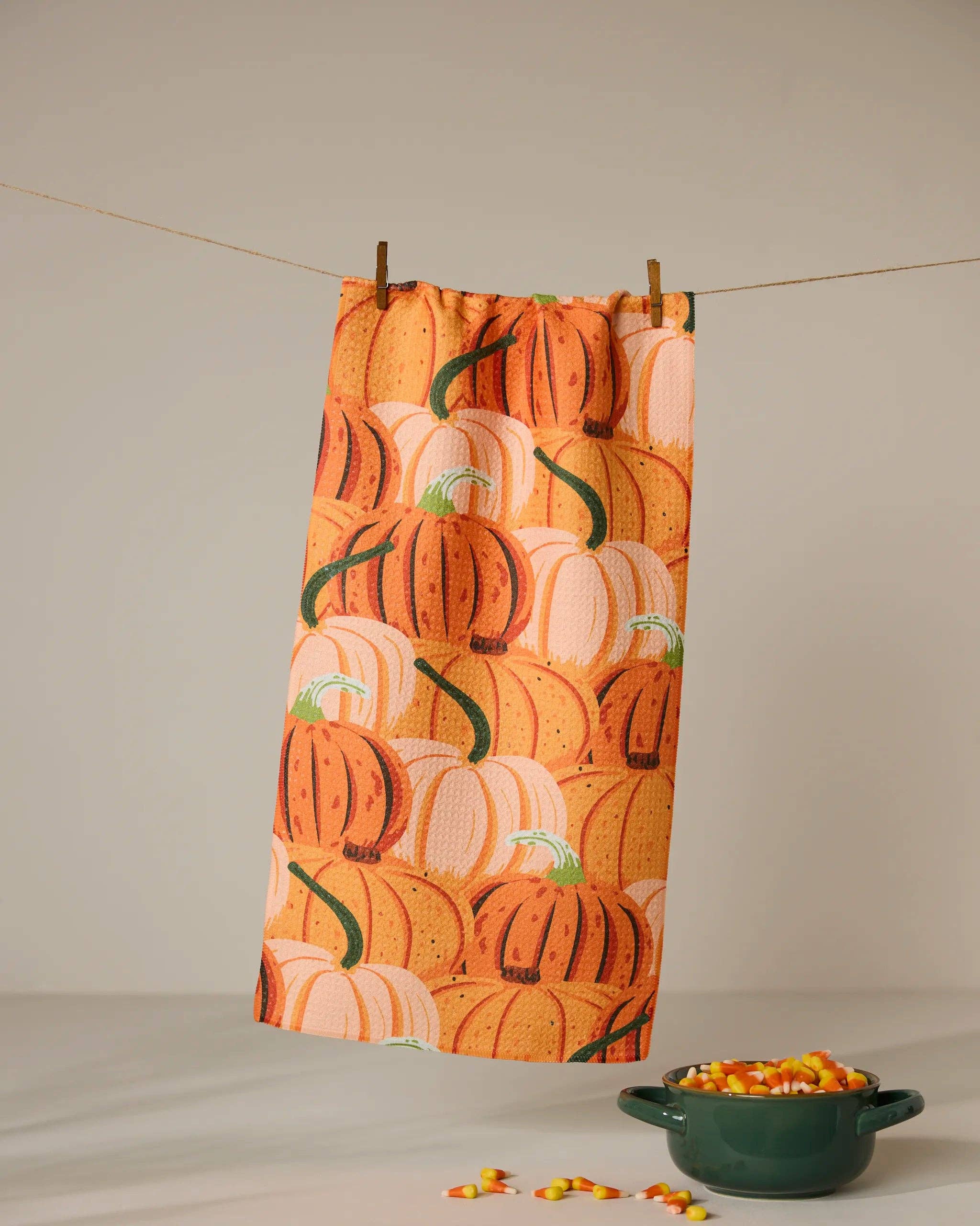 Geometry | Bar Towel | Rows of Gourds