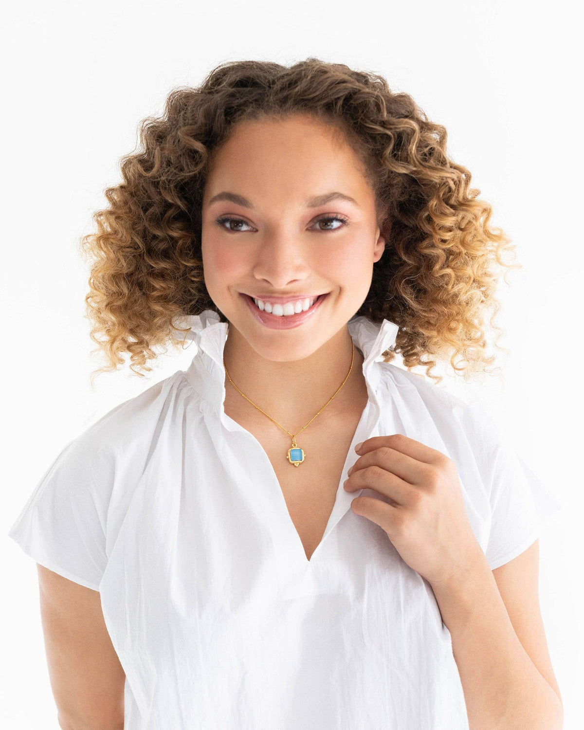 Susan Shaw | Necklace | Charlotte Dainty in White