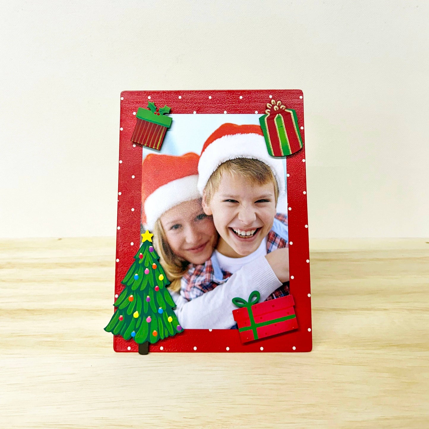 Roeda Studios Christmas Tree with Ornaments Magnet