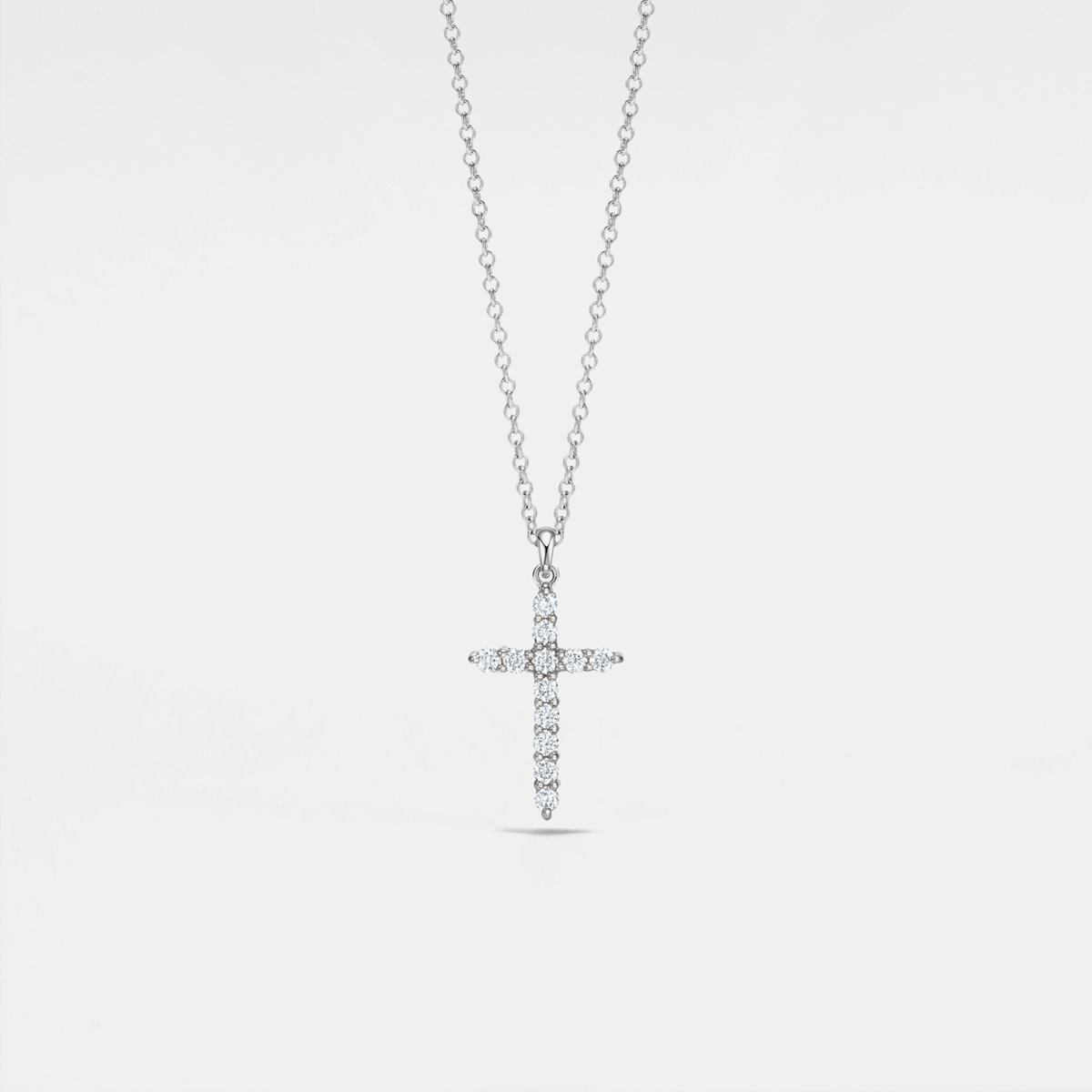 Moissanite Cross Pendant Necklace in 925 Sterling Silver: Silver / 1.2 ct