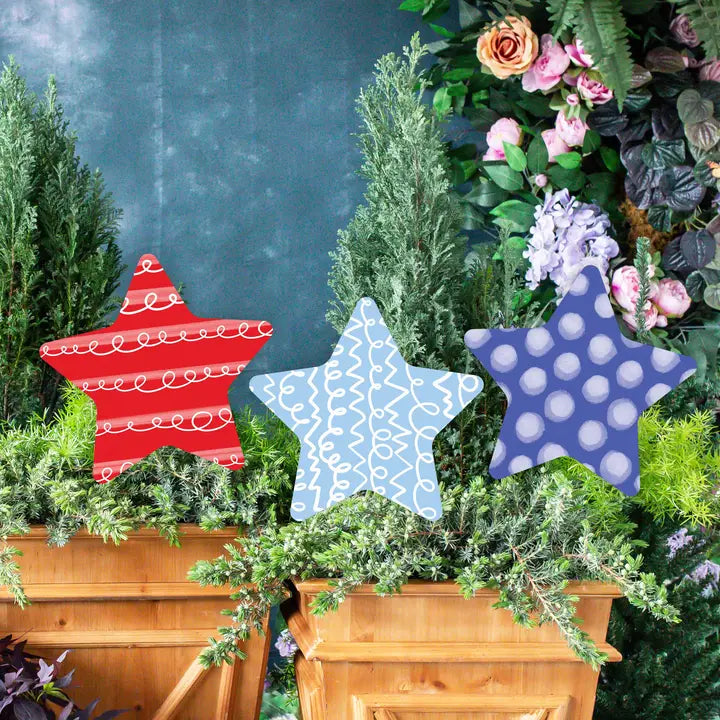 Songbird Grove Whimsical Star Set Yard Art