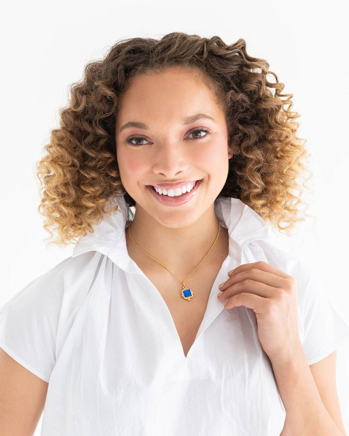 Susan Shaw | Necklace | Charlotte Dainty in White
