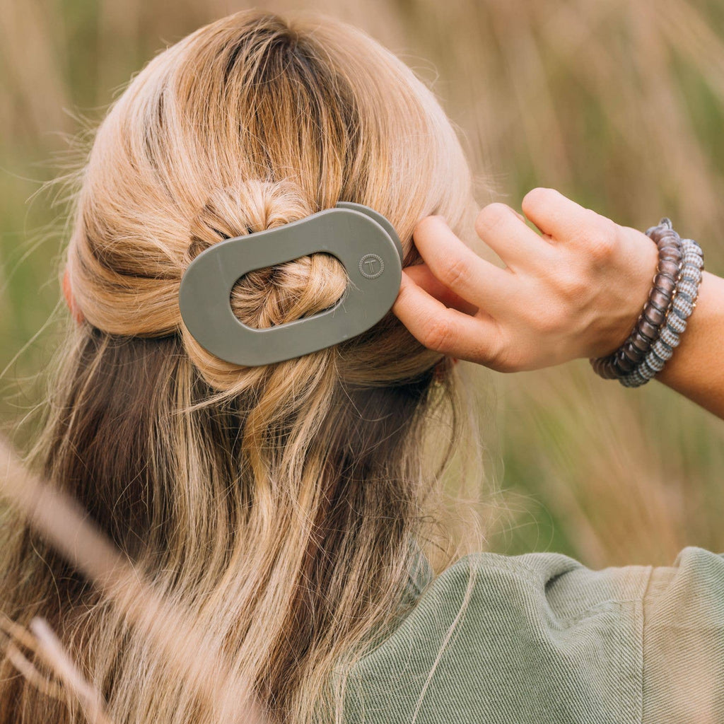 Teleties | Flat Round Hair Clip | Medium | Sage it Ain't So