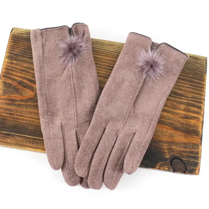 Pretty Persuasion Gloves with Mini Pom Pom in Mauve