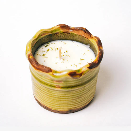 Swan Creek Candle Co | Thai Pear | Ruffled Pot Candle 9OZ