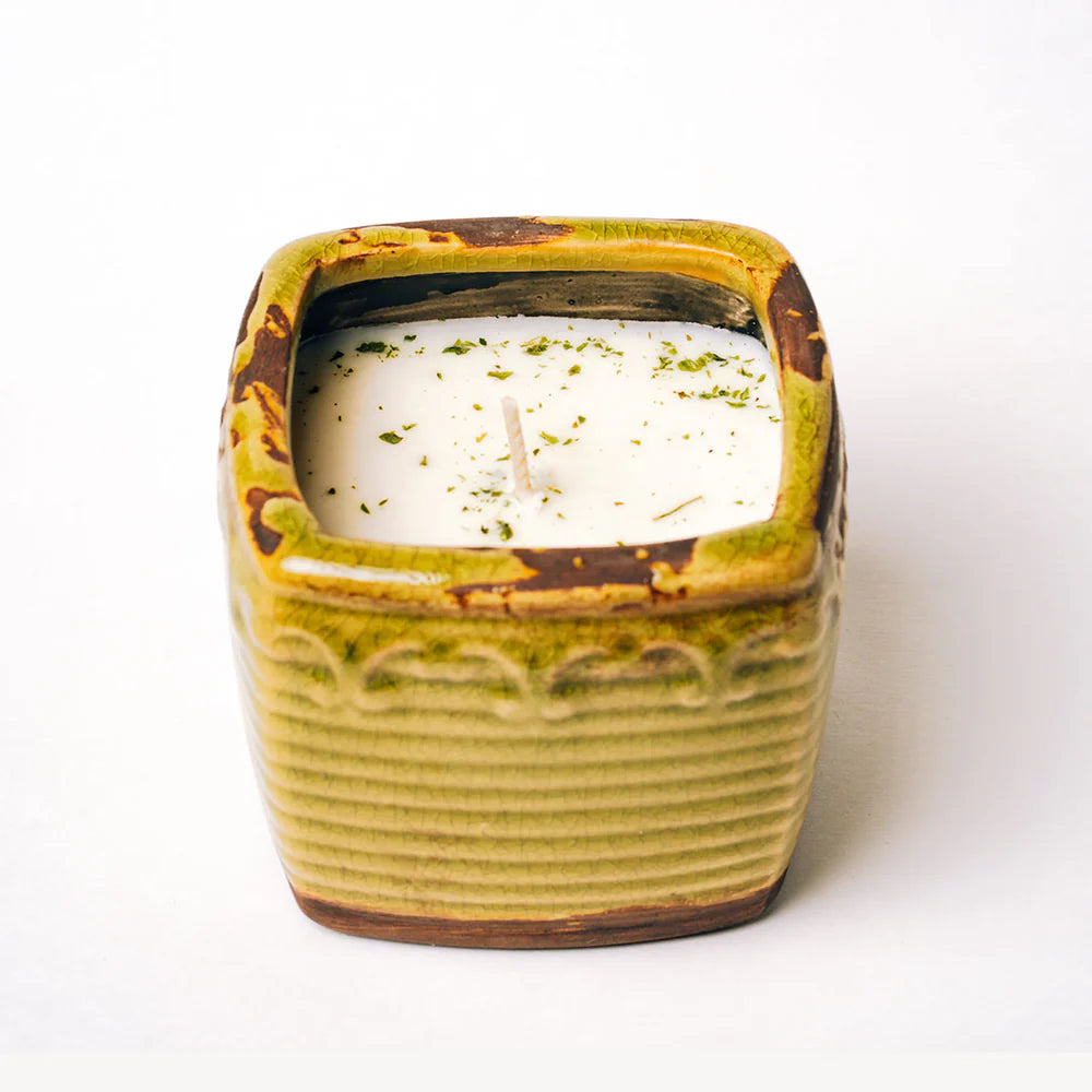 Swan Creek Pistachio Butter Cookie Vintage Pot Candle 8.5OZ